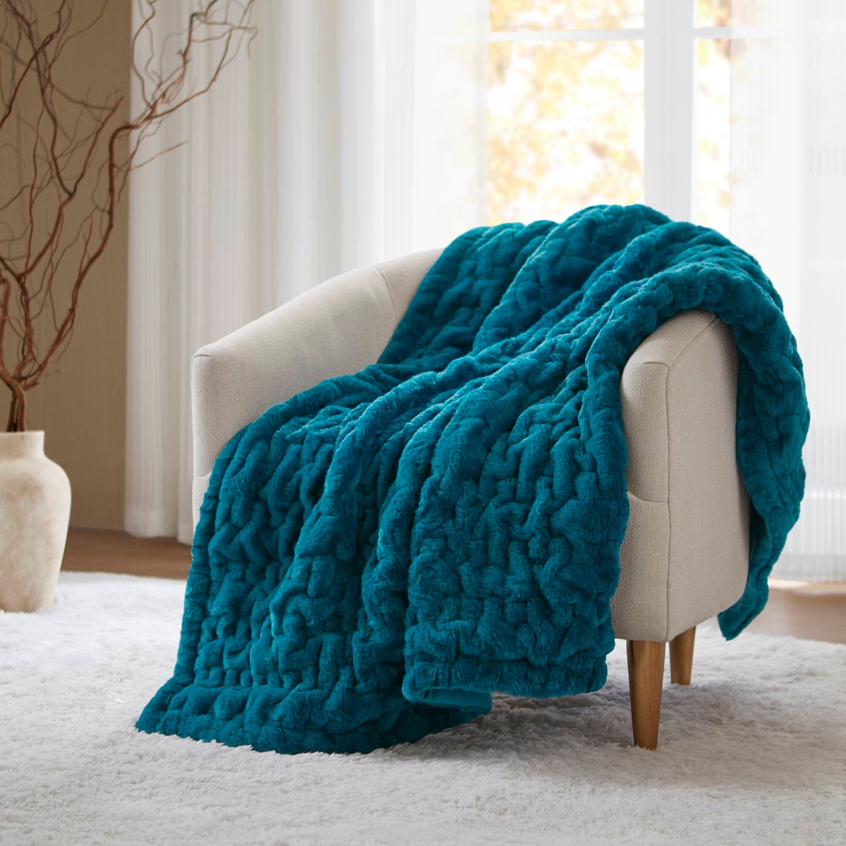 Teal Ruched Fur Throw 50x60"