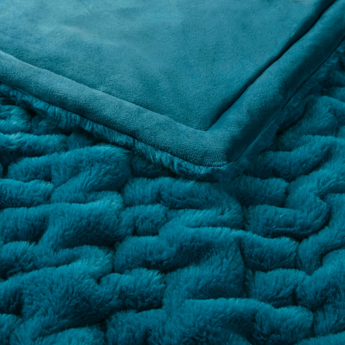 Teal Ruched Fur Throw 50x60"