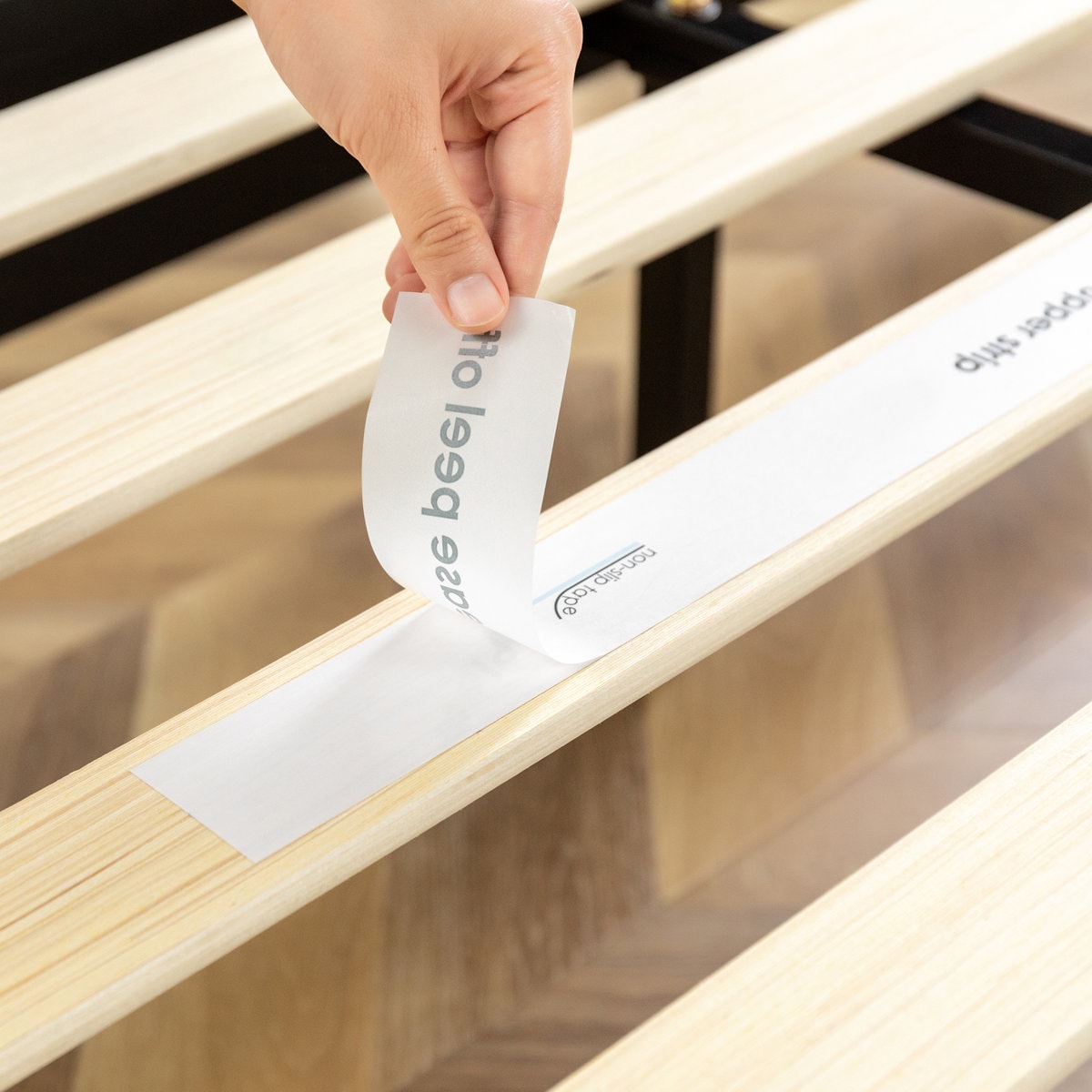 Amaryn Solid Wood Platform Bed